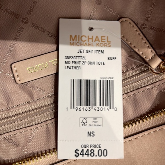 MICHAEL KORS
Jet Set Medium Front Zip Pebbled Leather Chain Tote Bag
Buff
NWT - Picture 10 of 16